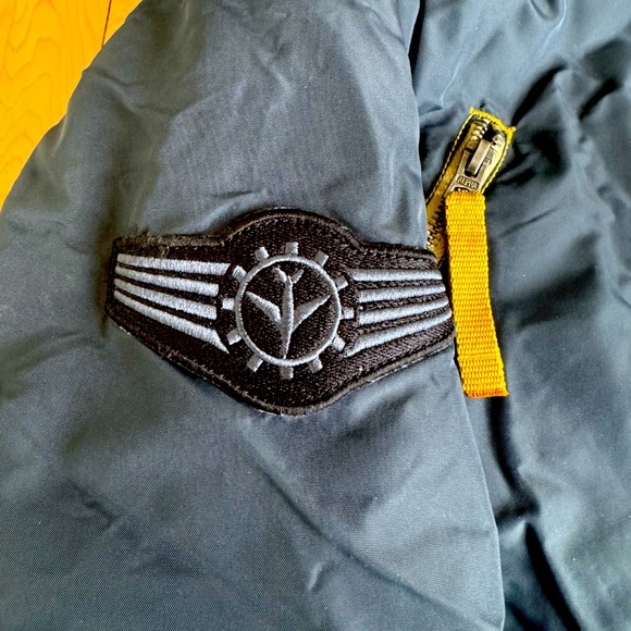 Alpha Industries PON000258 bomber XL Winter Coat - Picture 10 of 12